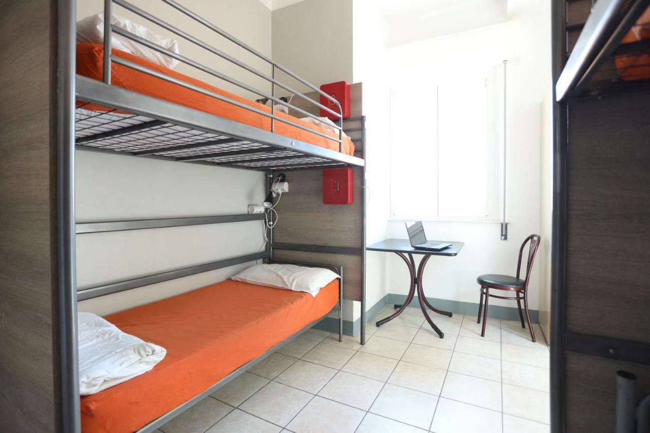 Jammin' Hostel & Bar Rimini Oda fotoğraf